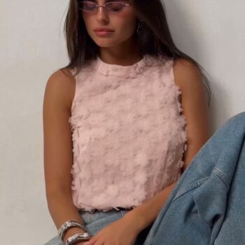 It’s ICONIC. Idan in pink 💕✨